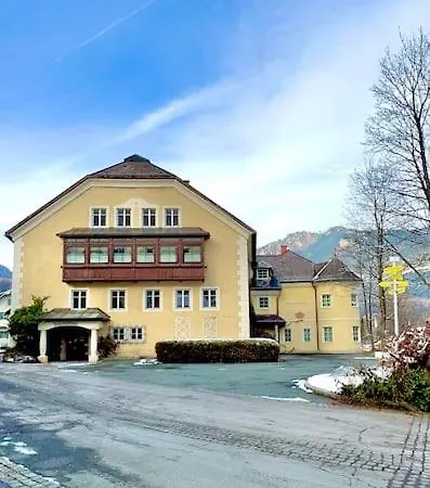 Sonnleitner شقة